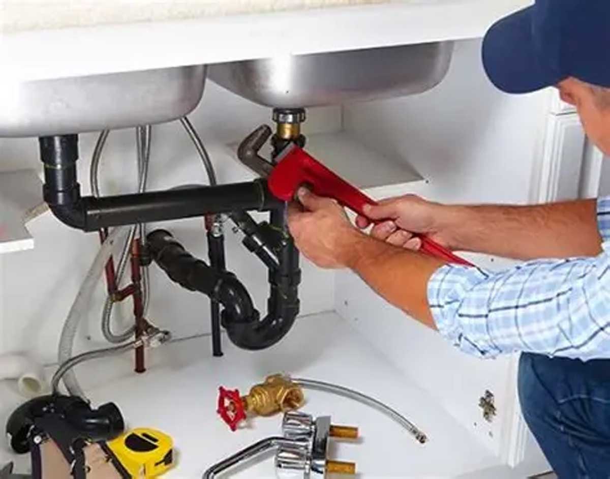 How to Keep Your Plumbing Systems Running Smoothly