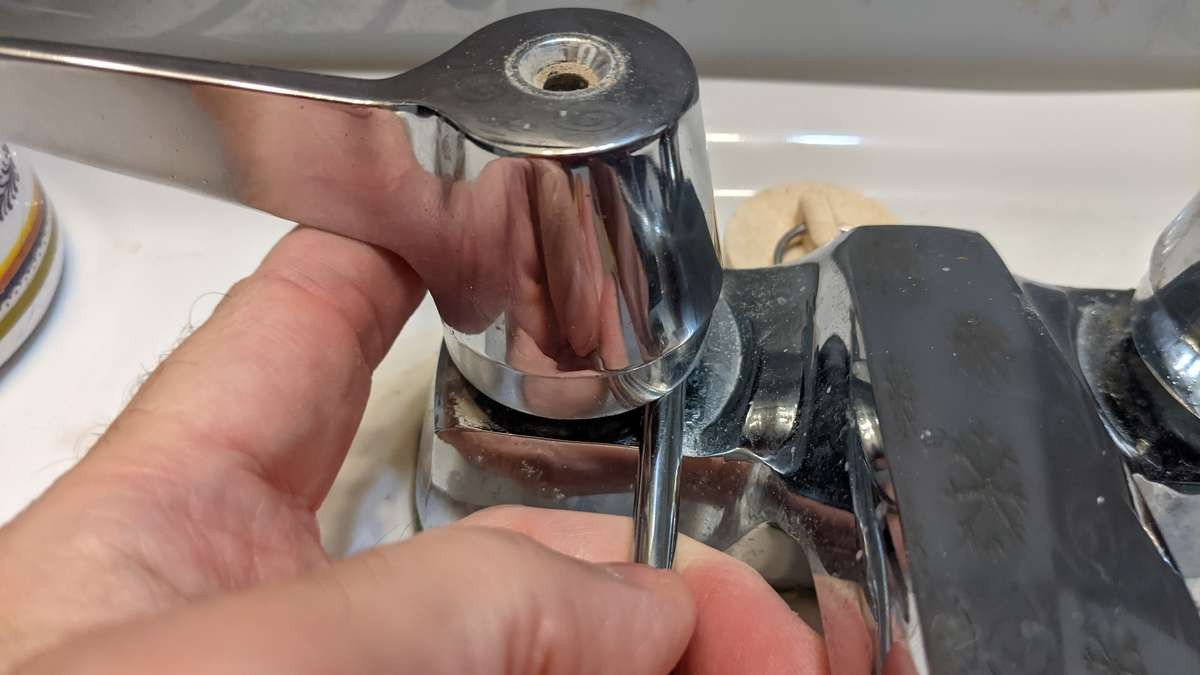 How to Fix a Leaky Bathroom Faucet: A Practical Homeowner Guide