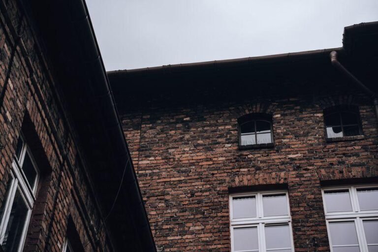 7 Signs It’s Time to Replace Your Gutters