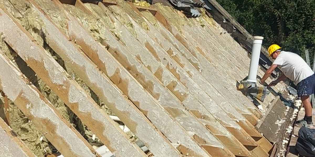 How to Remove Spray Foam Insulation: Where DIY Stops
